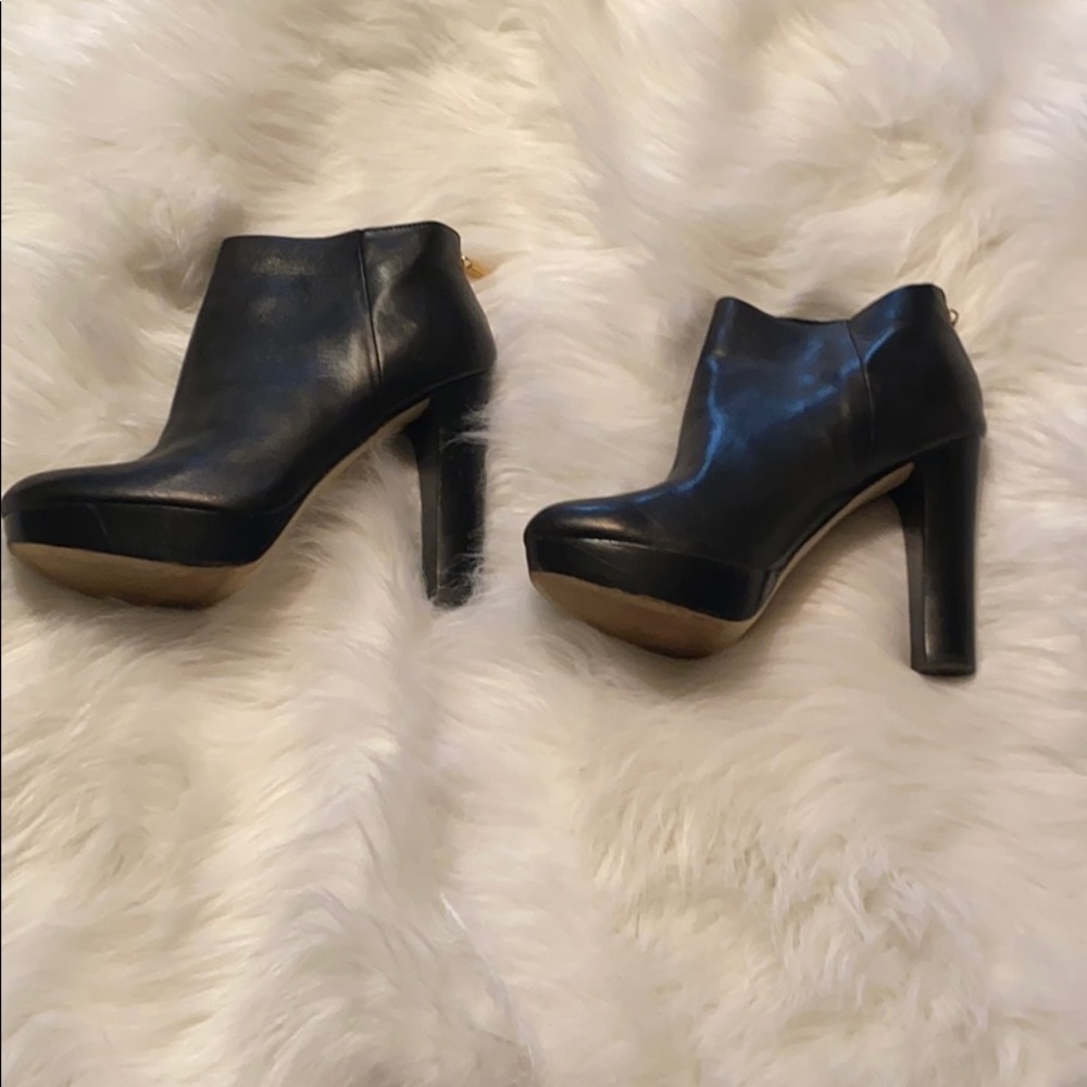 Mk booties